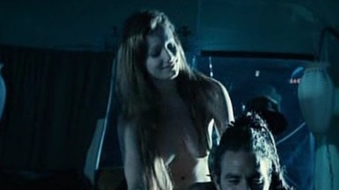 Pic: Laurence Leboeuf in Les pieds dans le vide