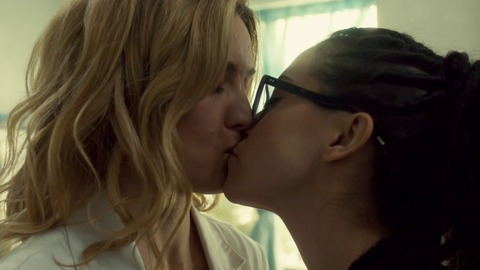 Pic: Evelyne Brochu in Orphan Black