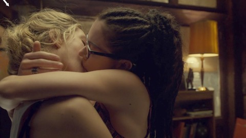 Pic: Evelyne Brochu in Orphan Black