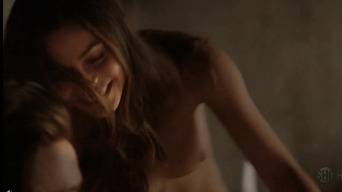 Pic: Stephanie Fantauzzi in Shameless