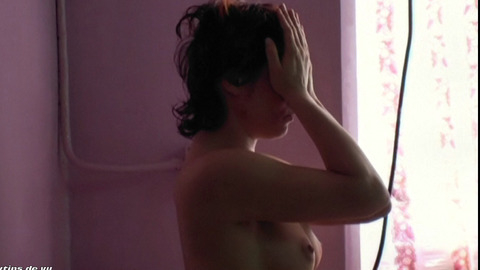 Pic: Eva Löbau in Hotel Very Welcome