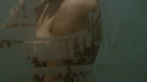 Pic: Weronika Rosati in Bullet to the Head