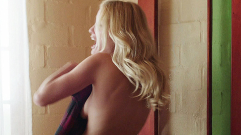 Pic: Ashley Hinshaw in Chronicle