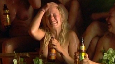 Pic: Laura Birn in Karjalan kunnailla