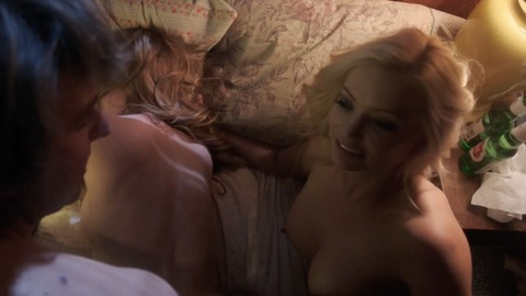 Pic: Mindy Robinson in Chicks Dig Gay Guys
