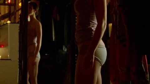 Pic: Anna Silk in Lost Girl