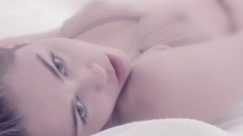 Pic: Miley Cyrus in Adore You