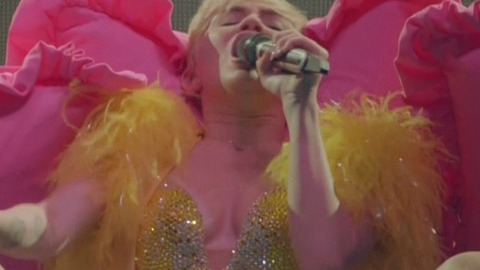 Pic: Miley Cyrus in Miley Cyrus: Bangerz Tour