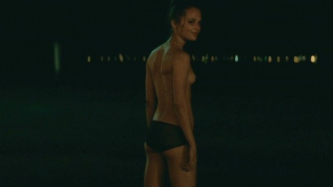 Pic: Alicia Vikander in Son of a Gun