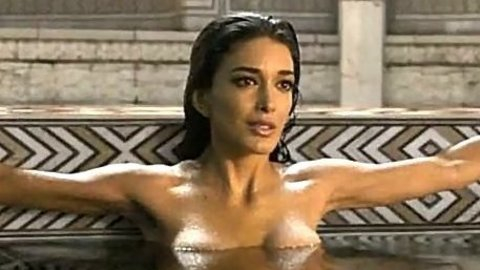 Pic: Sahar Biniaz in Sanctuary