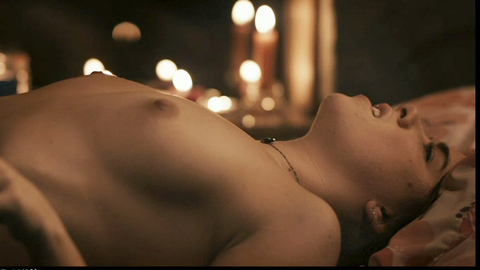 Pic: Mirianne Brulé in 2 Frogs dans l'Oues