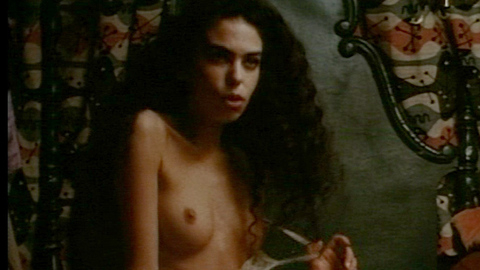 Pic: Soumaya Akaaboune in La blanca paloma