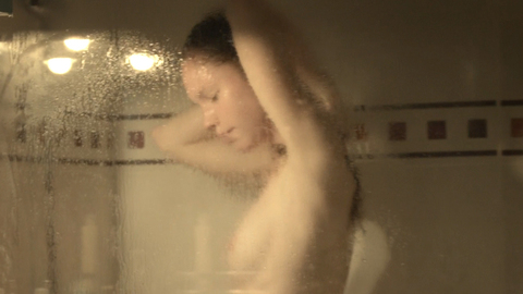 Pic: Carolina Jurczak in Blood on the Docks