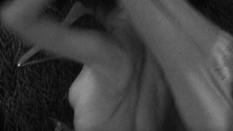 Pic: Ruth Vega Fernandez in Gentlemen