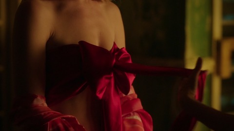 Pic: Rachel Skarsten in Lost Girl