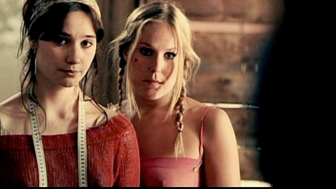 Pic: Hadewych Minis in My Queen Karo