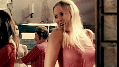 Pic: Hadewych Minis in My Queen Karo