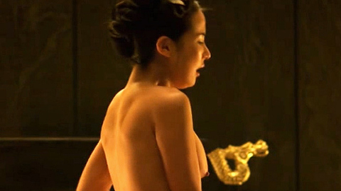 Pic: Jo Yeo-jeong in The Concubine