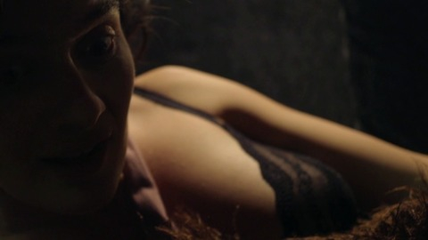 Pic: Gaby Hoffmann in Transparent