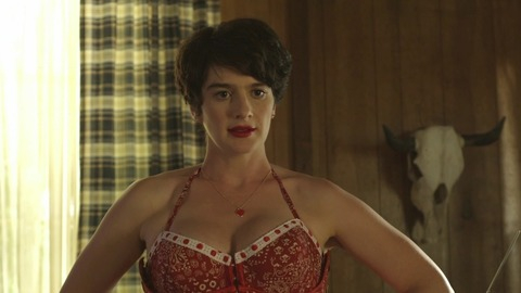 Pic: Gaby Hoffmann in Transparent