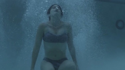 Pic: Gaby Hoffmann in Transparent