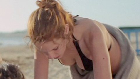 Pic: Juliette Darche in 17 Girls