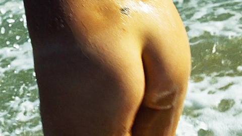 Pic: Lívia De Bueno in Paraísos Artificiais