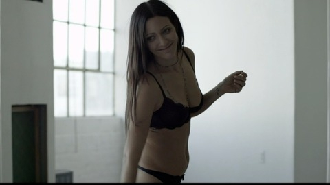 Pic: Kate Rogal in Concussion