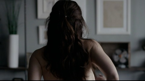 Pic: Maggie Siff in Concussion