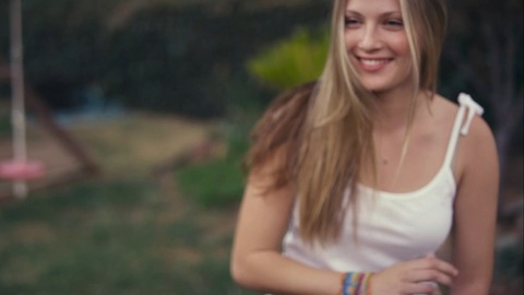 Pic: Zoe Levin in Palo Alto
