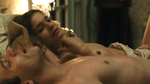 Pic: Natalia Vodianova in Belle du Seigneur
