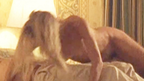 Pic: Michelle Hunziker in Voglio stare sotto al letto
