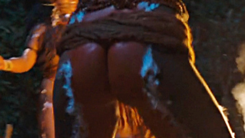 Pic: Juliette Lamboley in Rouge Brésil