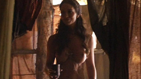 Pic: Ayse Tezel in Spartacus