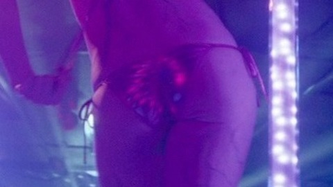 Pic: Elle Evans in Scouts Guide to the Zombie Apocalypse