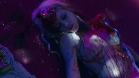 Pic: Elle Evans in Scouts Guide to the Zombie Apocalypse (2015)