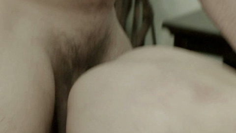 Pic: Zoe Voss in Starlet