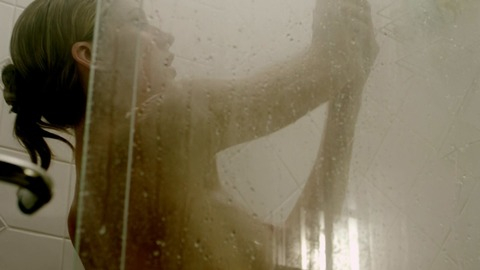 Pic: Jes Macallan in Femme Fatales