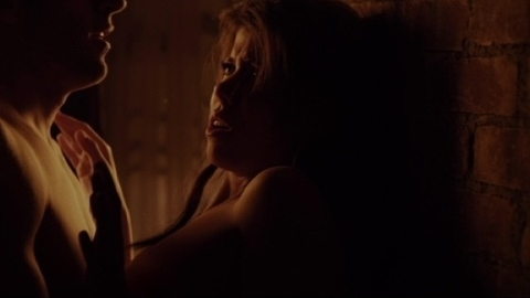 Pic: Branca Ferrazo in Petunia