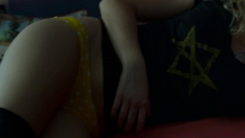 Pic: Maika Monroe in The Guest