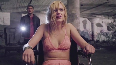 Pic: Maika Monroe in It Follows