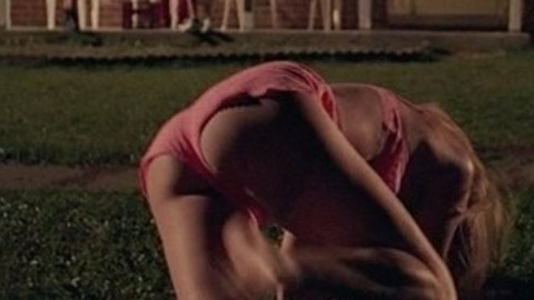 Pic: Maika Monroe in It Follows (2014)