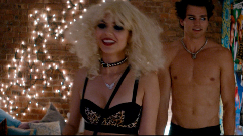 Pic: Victoria Justice in Naomi and Ely's No Kiss List