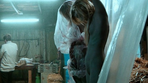Pic: Mariella Jacqueline in Slink