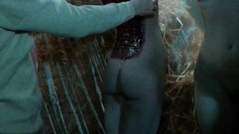 Pic: Mariella Jacqueline in Slink