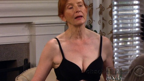 Pic: Frances Conroy in How I Met Your Mother