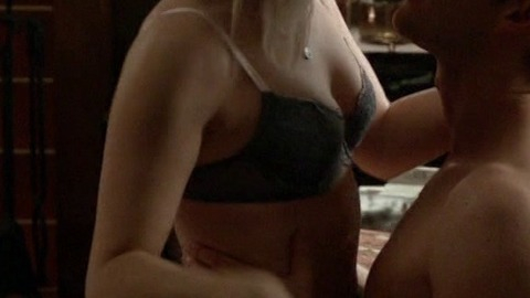 Pic: Rose McIver in iZombie