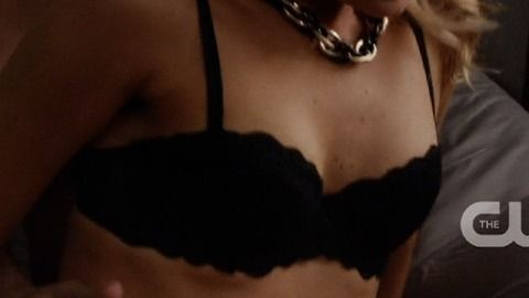 Pic: Lindsey Gort in The Carrie Diaries