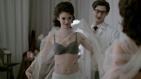 Pic: Charlotte Le Bon in Yves Saint Laurent