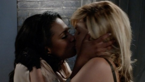 Pic: Freema Agyeman in The Carrie Diaries